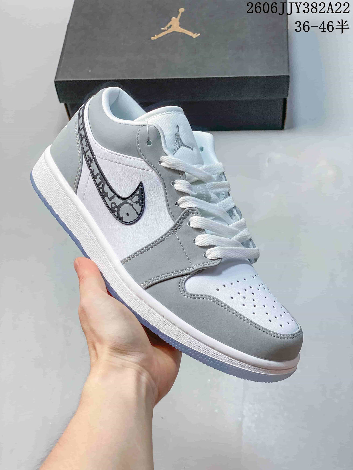 Jordan Air Jordan 1 Low Retro Sneakers