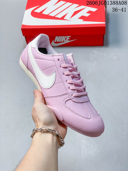 Nike Moon Shoe OG Summit Low-Top Sneakers IW0955-400