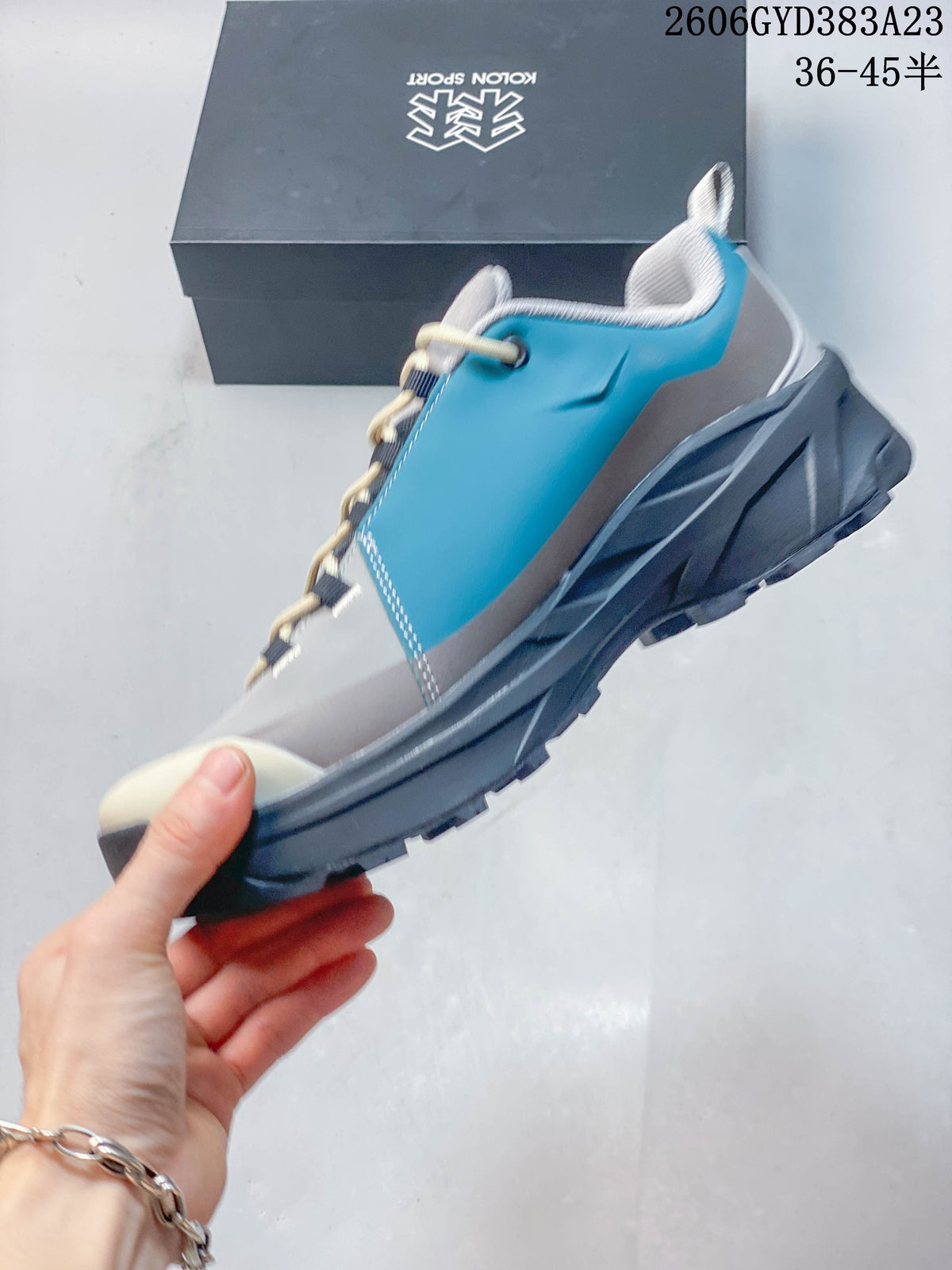 Kolon Sport MA Approach Venti Mega Low-Top Hiking Shoes