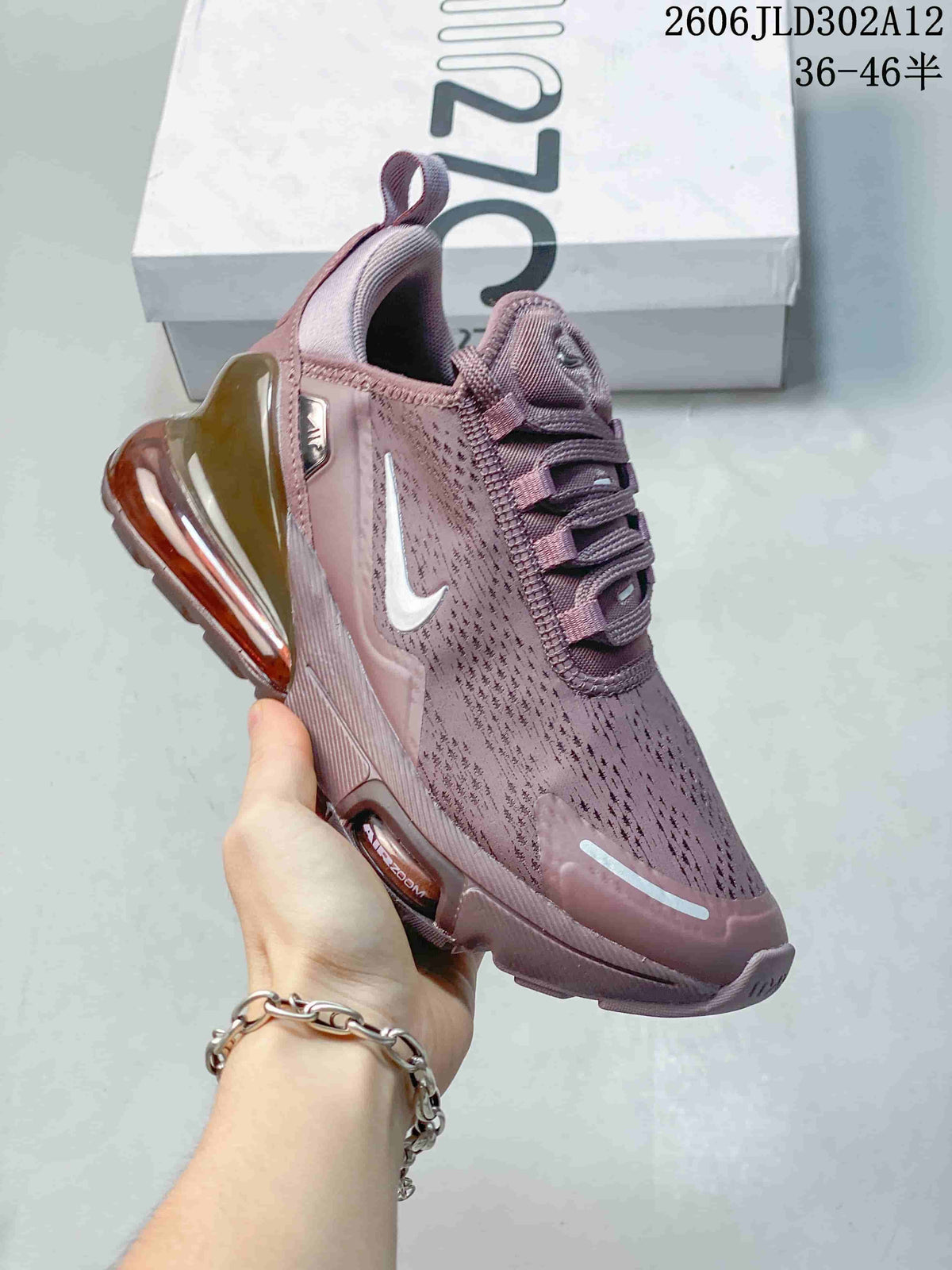 Nike Air Max 270 Flyknit Sneakers in Mauve