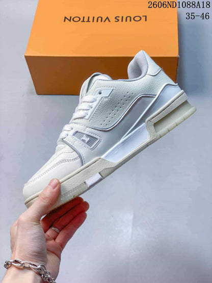 Louis Vuitton Trainer Low-Top Sneakers in White