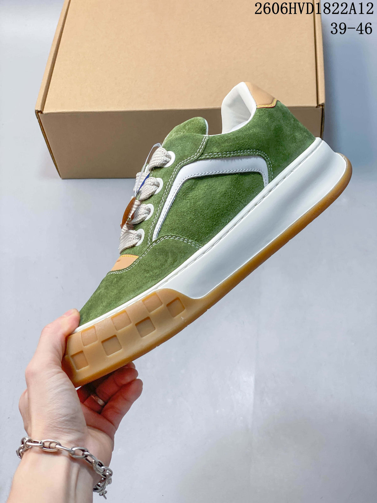 Louis Vuitton Green Low-Top Lace-Up Sneakers