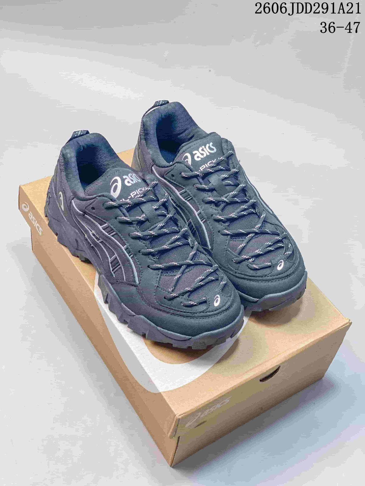 ASICS Gel-Pickax Trail Sneakers in Charcoal