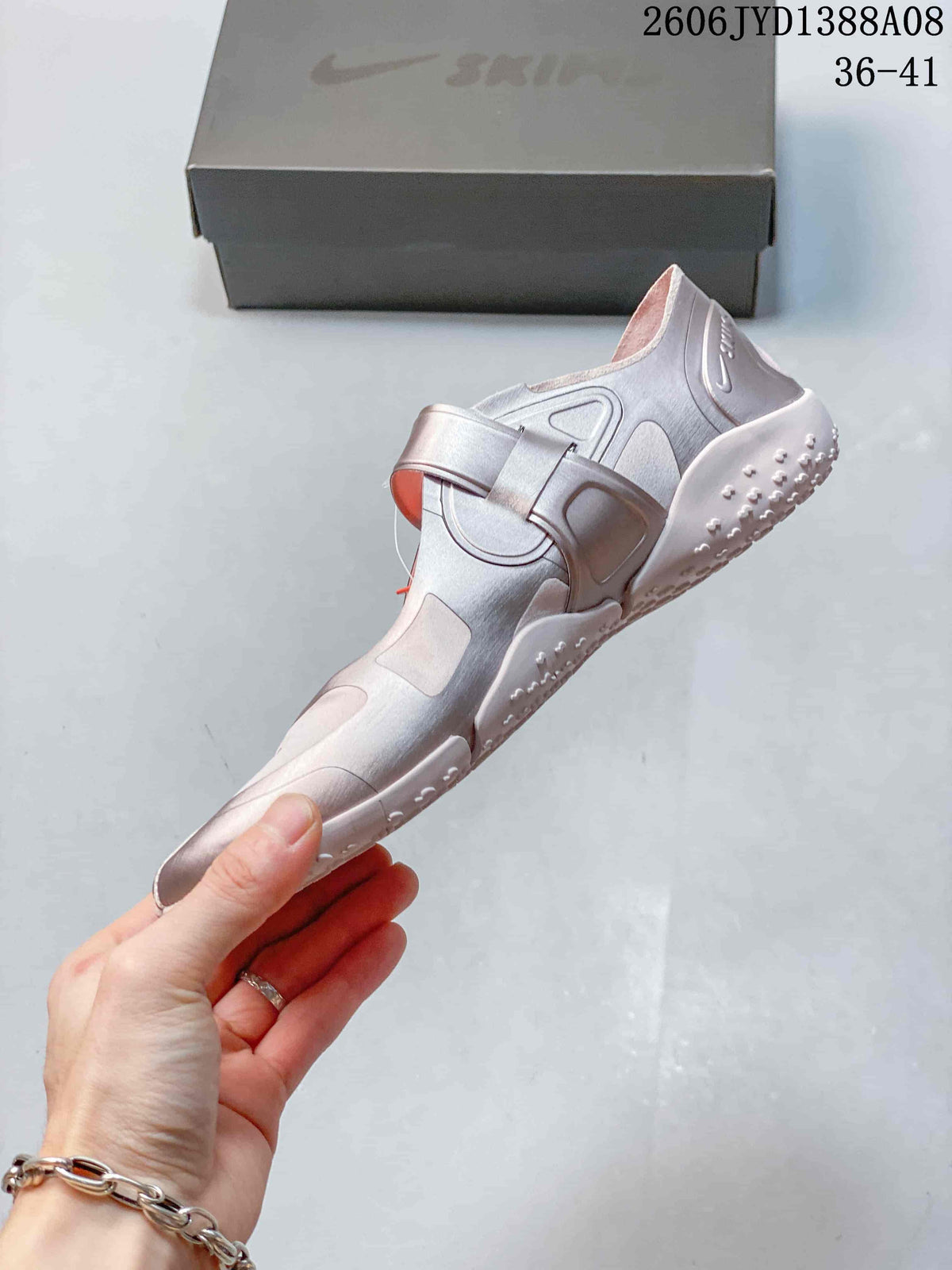 Nike Air Rift Mesh Shoes in Pink O7694-201
