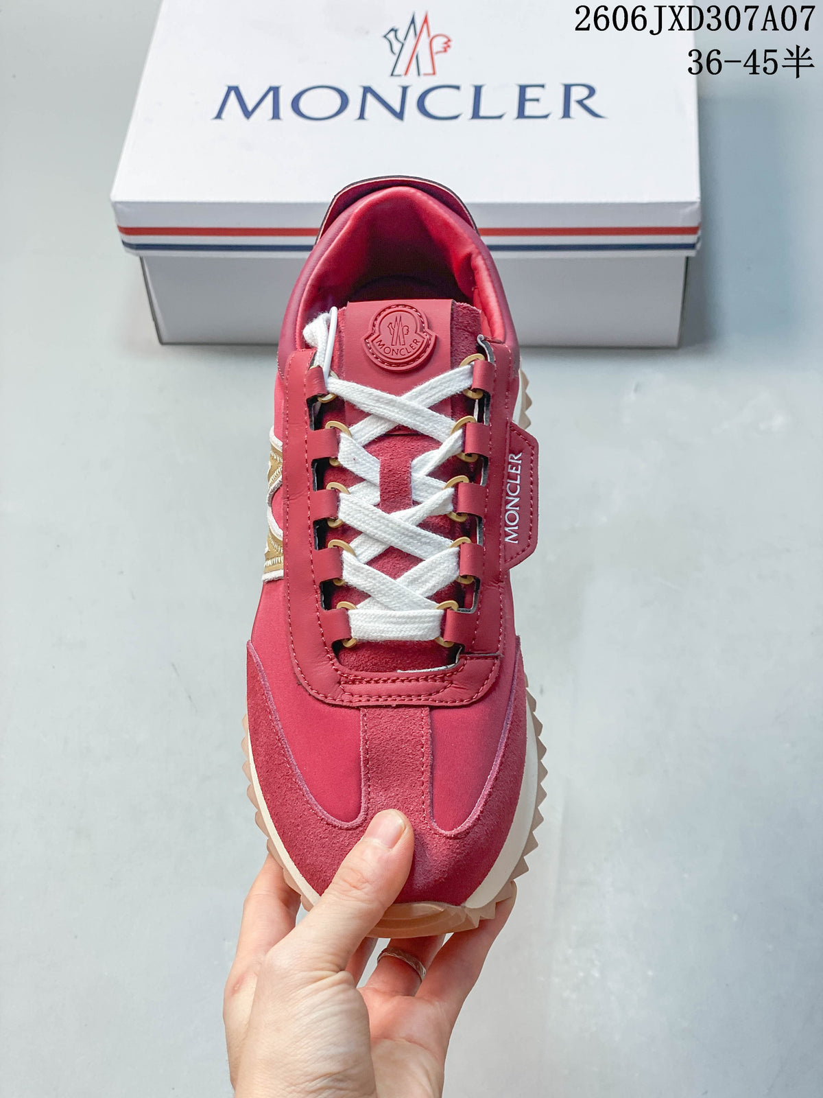 Moncler Trailgrip Sneakers in Rose Pink