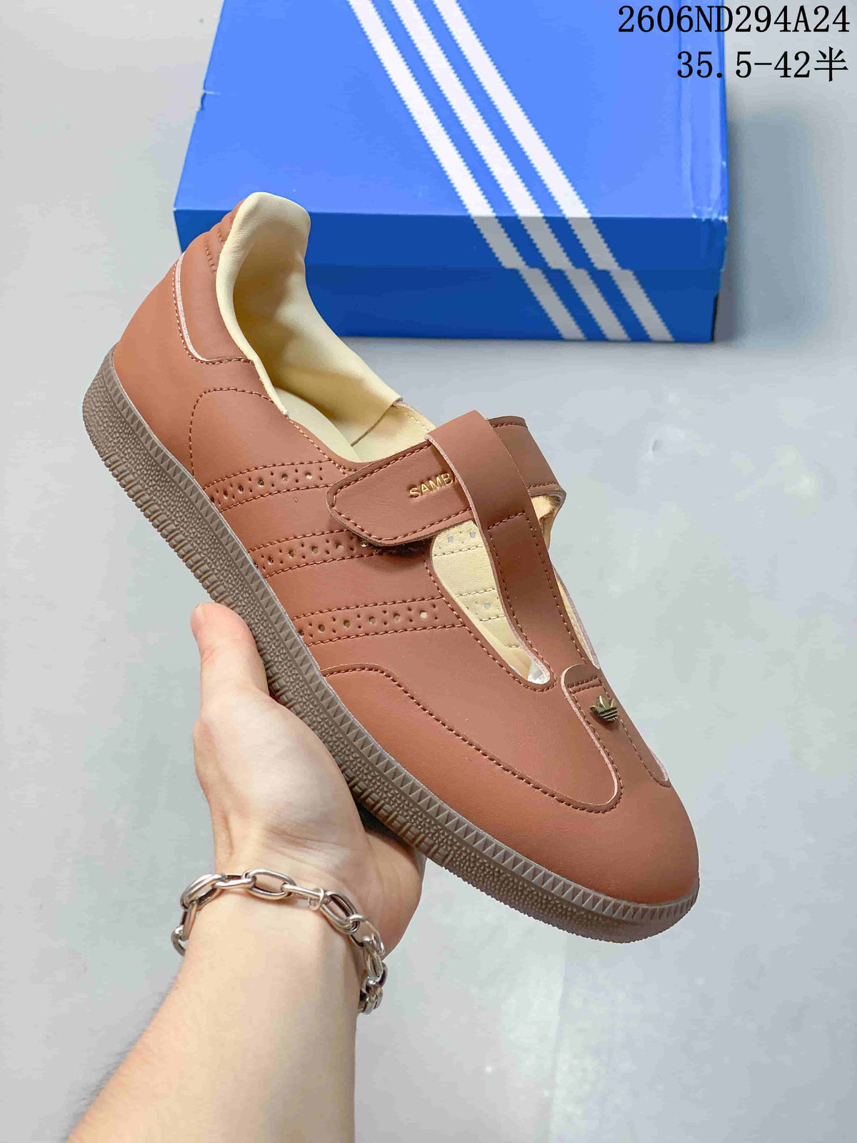 adidas Samba Jane Mary Jane Sneakers HP7130