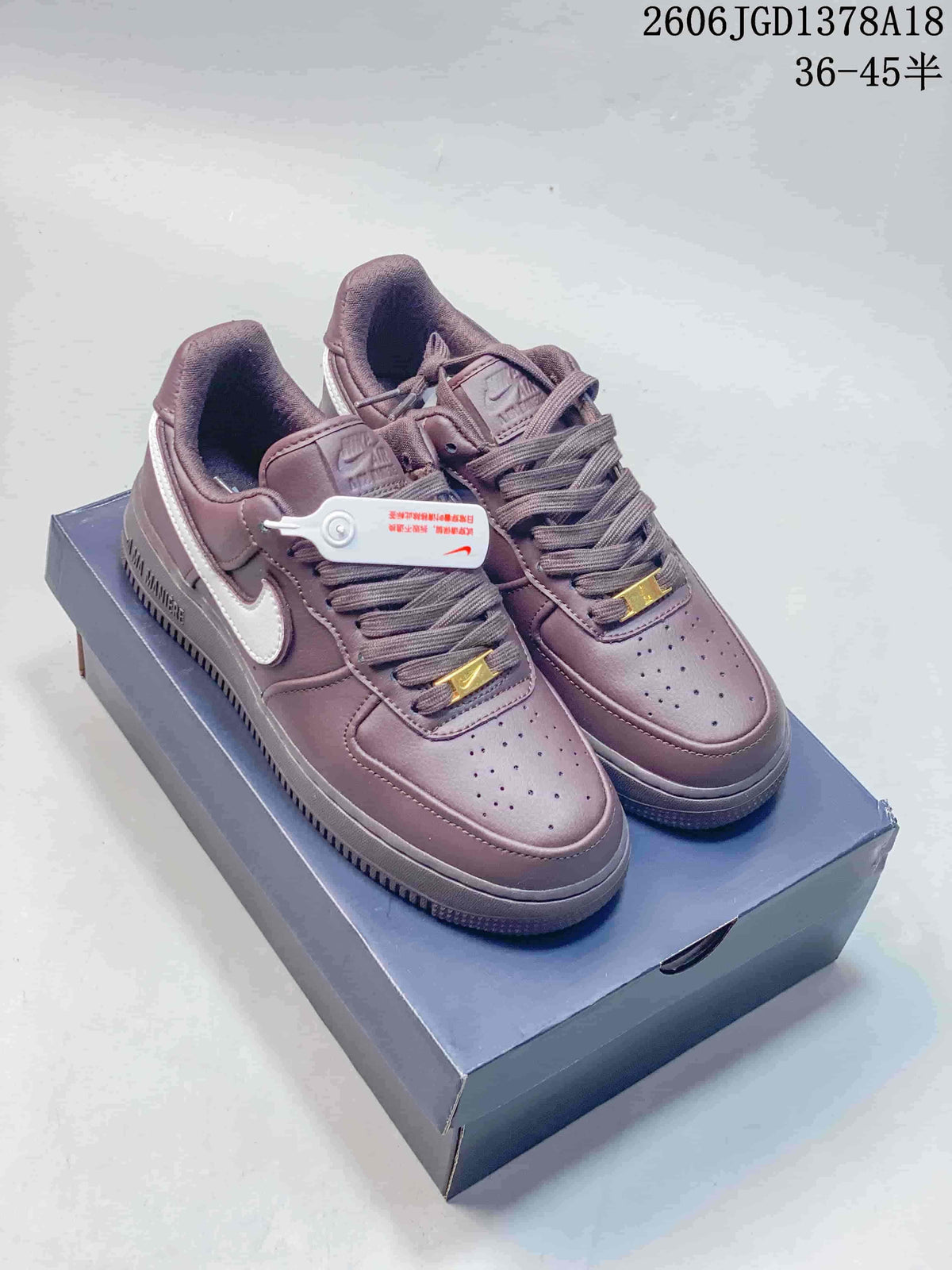 Nike Air Force 1 Low Sneakers in Mauve and White