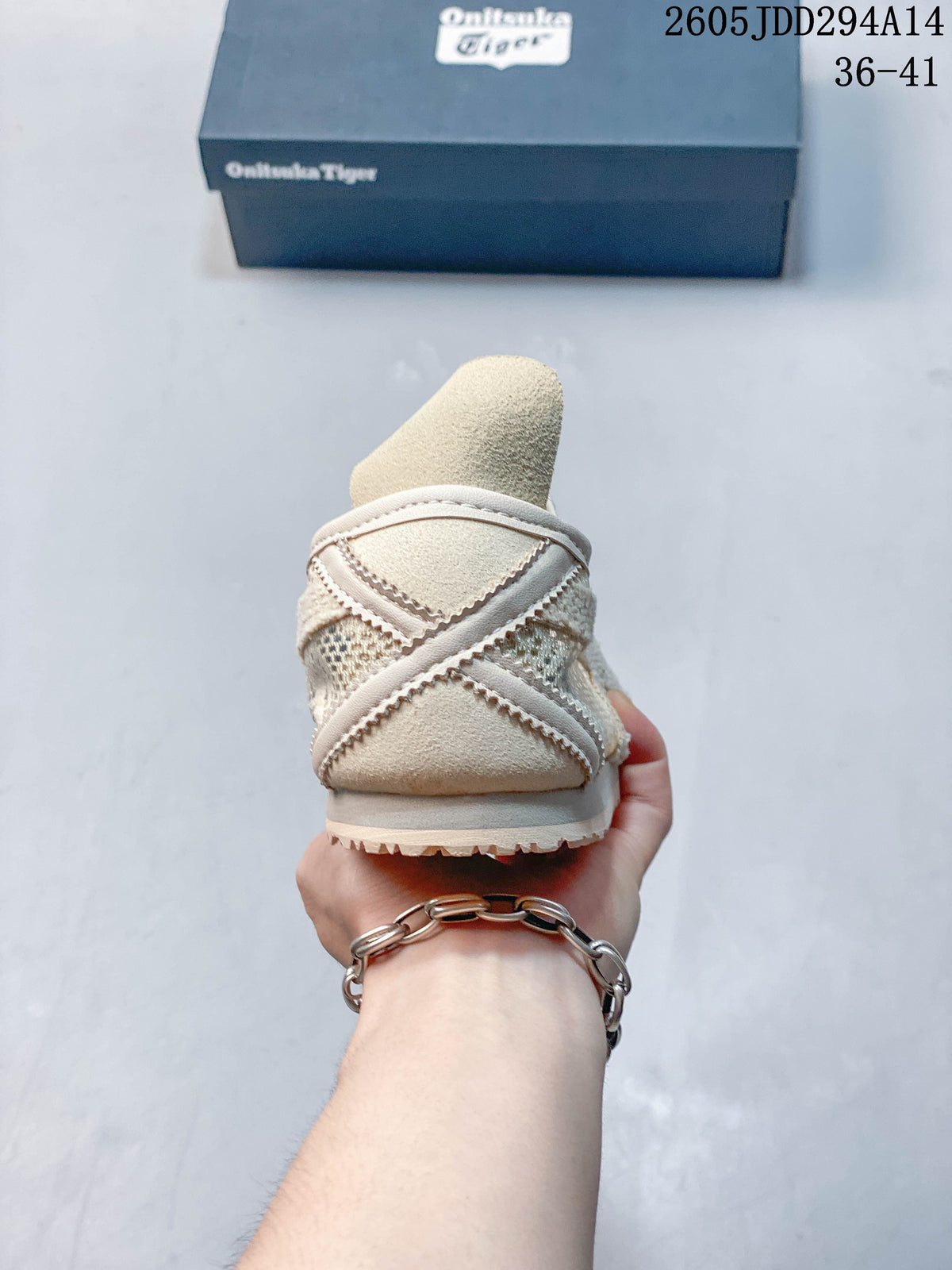 Onitsuka Tiger Mexico 66 Low-Top Sneakers in Cream