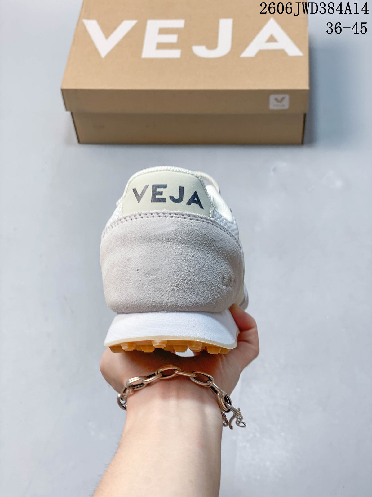 Veja Esplar Sneakers in White and Light Grey