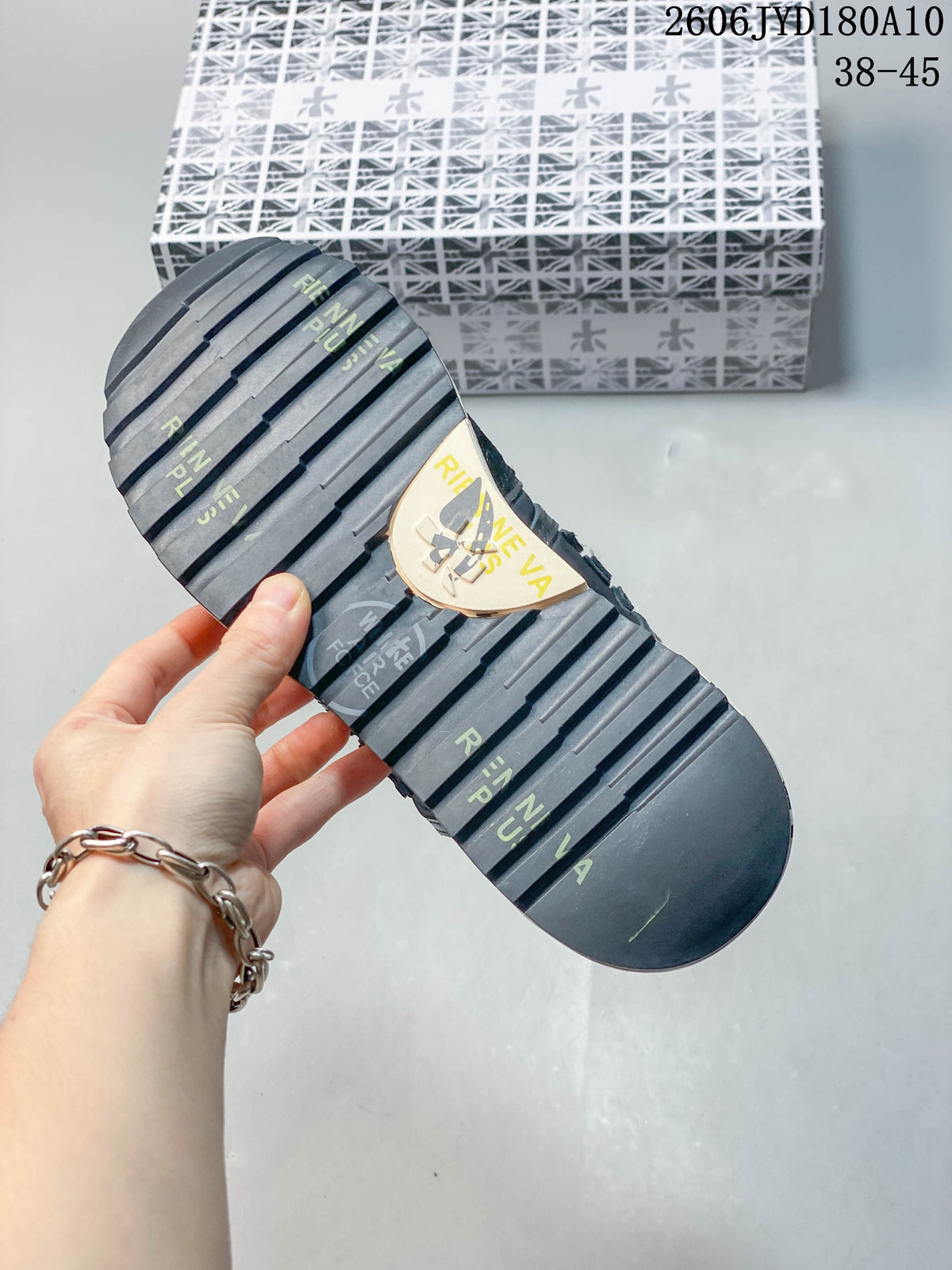 Premiata Drake Low-Top Trainers in Navy and Gray