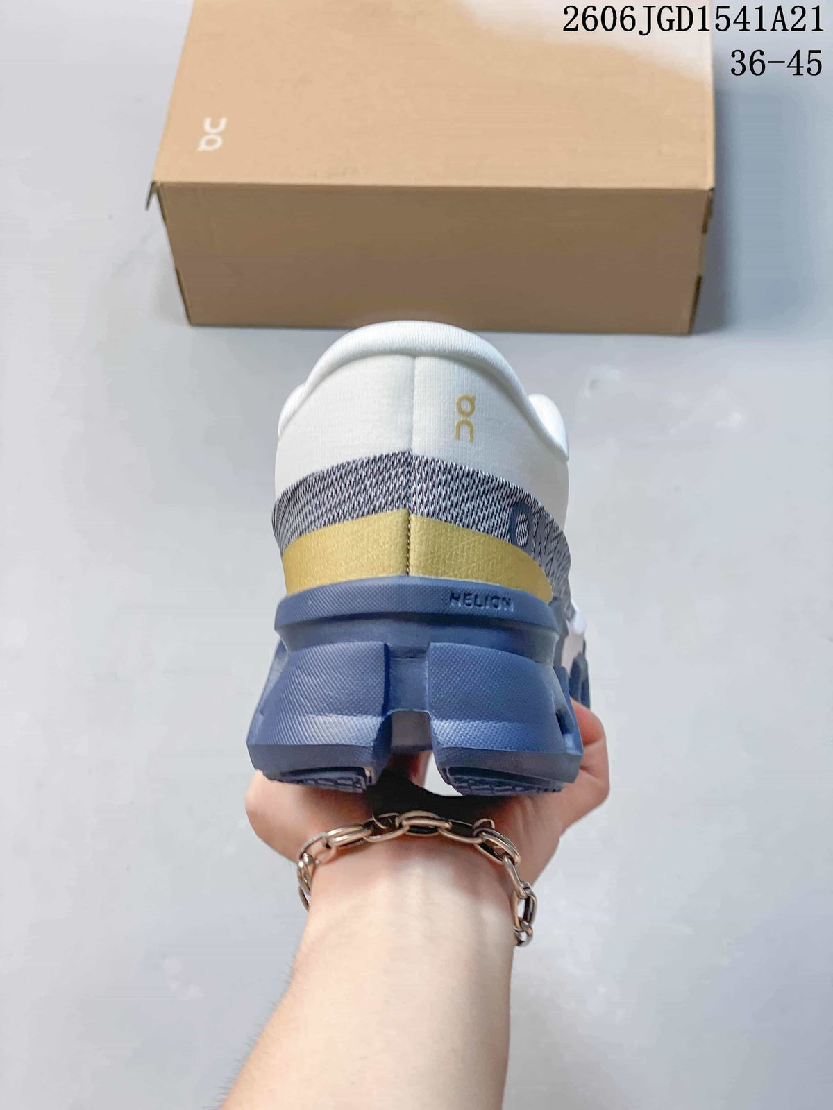 On The Roger Advantage Sneakers White Blue 612210ASOWE