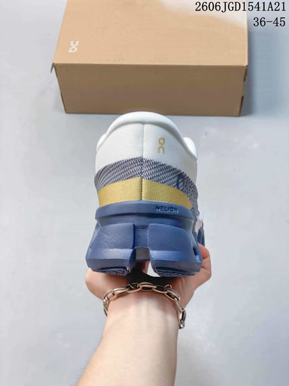 On The Roger Advantage Sneakers White Blue 612210ASOWE