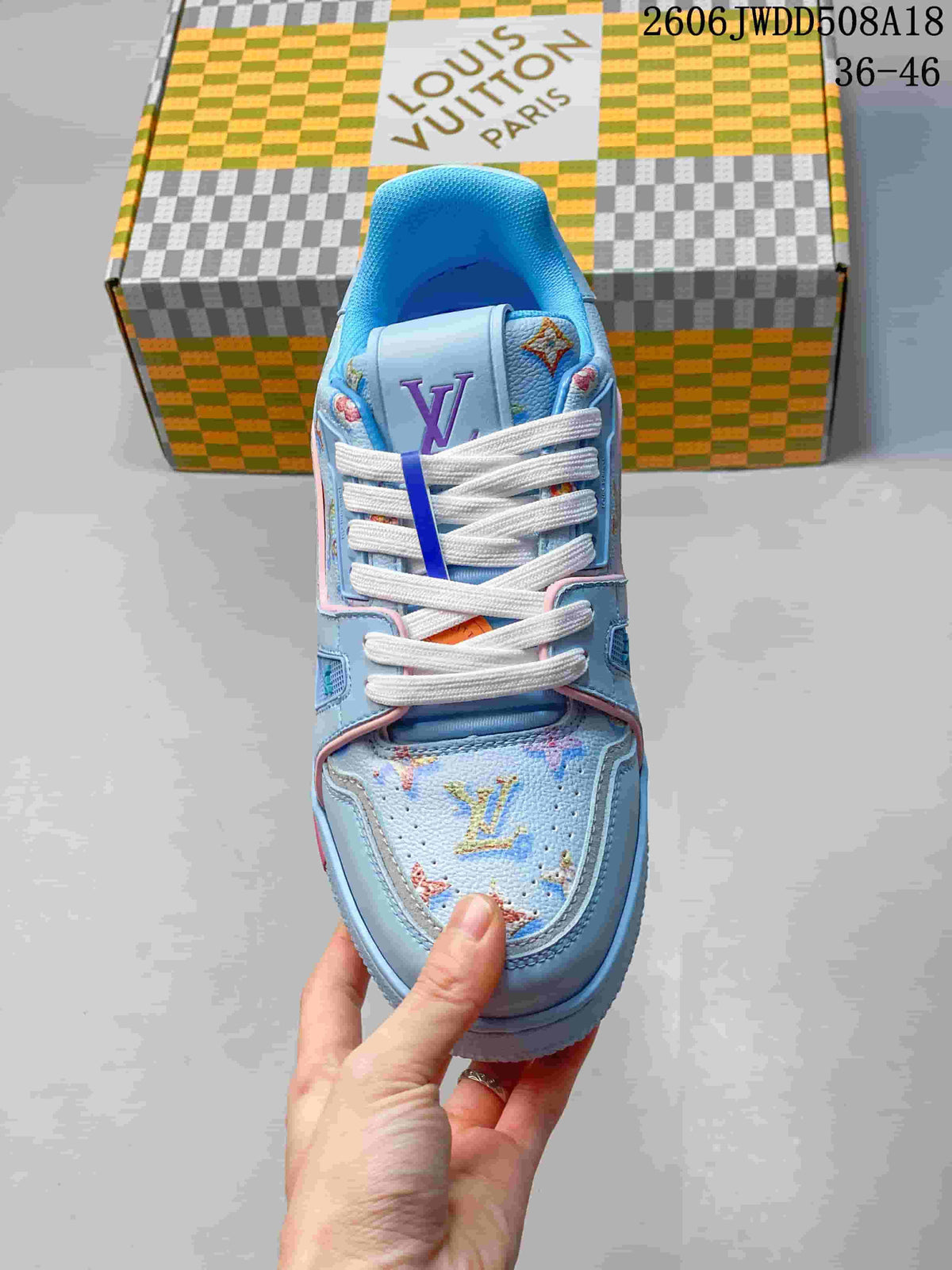 Louis Vuitton Trainer Low-Top Sneakers in Blue