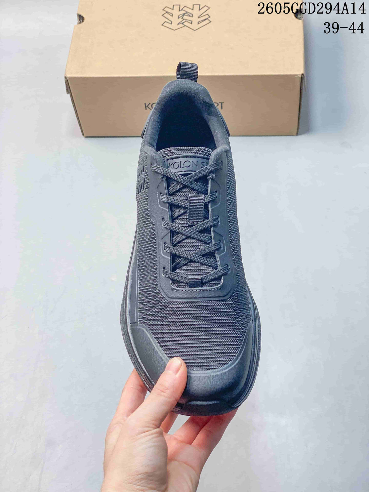 Kolon Sport Low-Top Outdoor Sneakers, Charcoal, 2605GGD294A14
