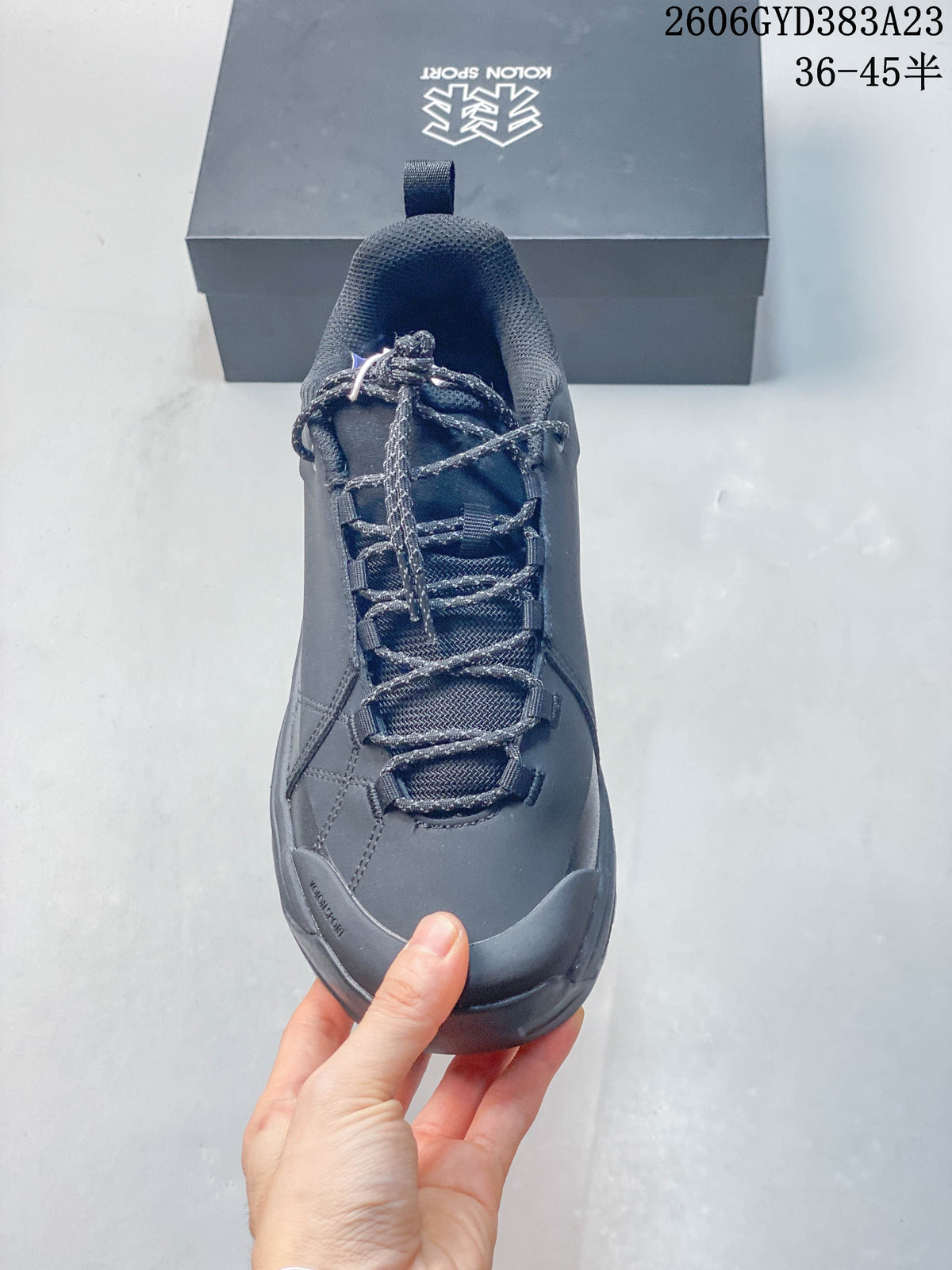 Kolon Sport MA Approach Venti Mega Hiking Sneakers