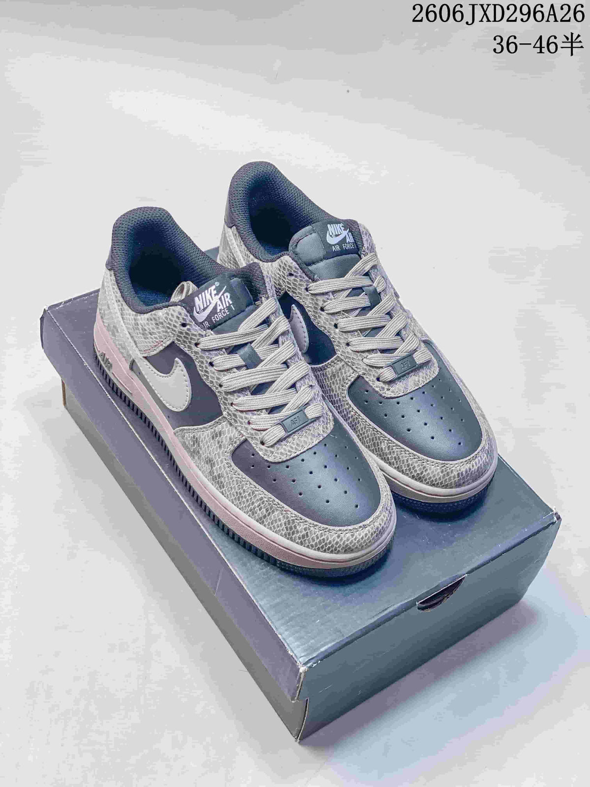 Nike Air Force 1 '07 Low Sneakers in Mixed Colors