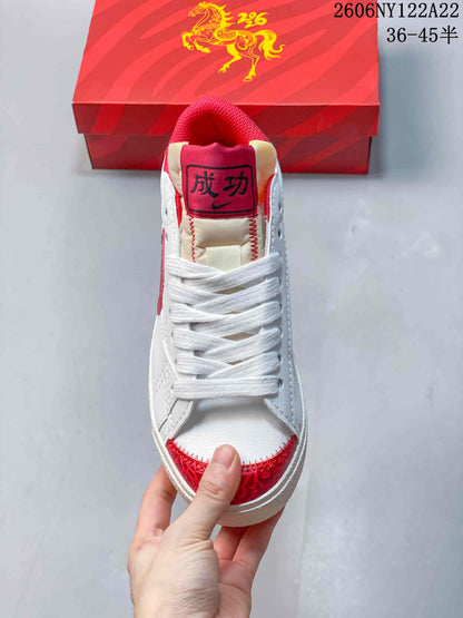 Nike Blazer Low Jumbo White and Red Sneakers 06NY122A22