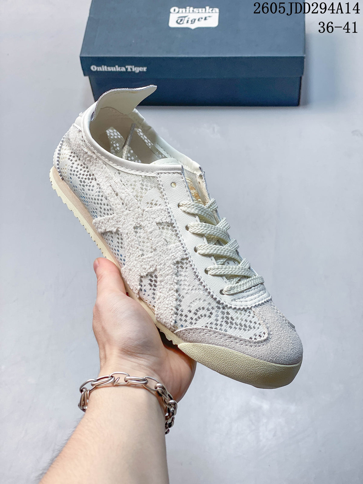 Onitsuka Tiger Mexico 66 Low-Top Sneakers in Cream