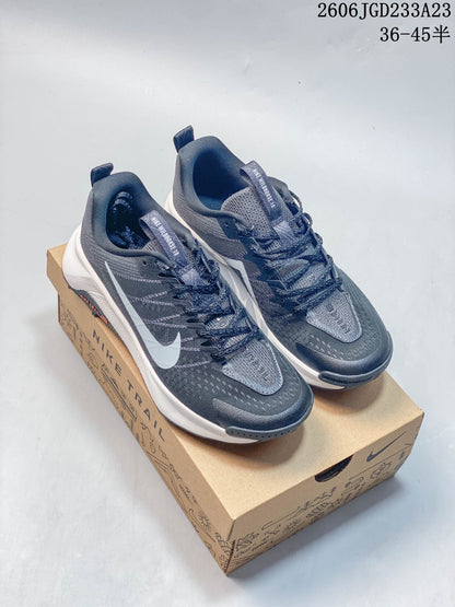 Nike Wildhorse 10 Trail Running Shoes, Gray
