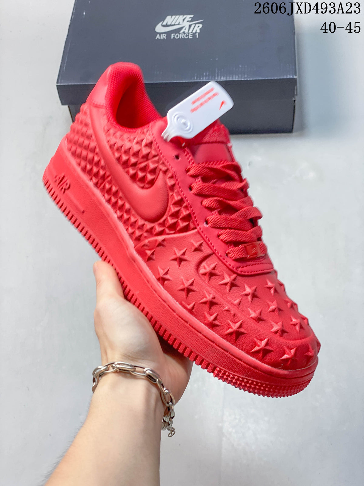 Nike Air Force 1 '07 Low Red Star-Textured Sneakers
