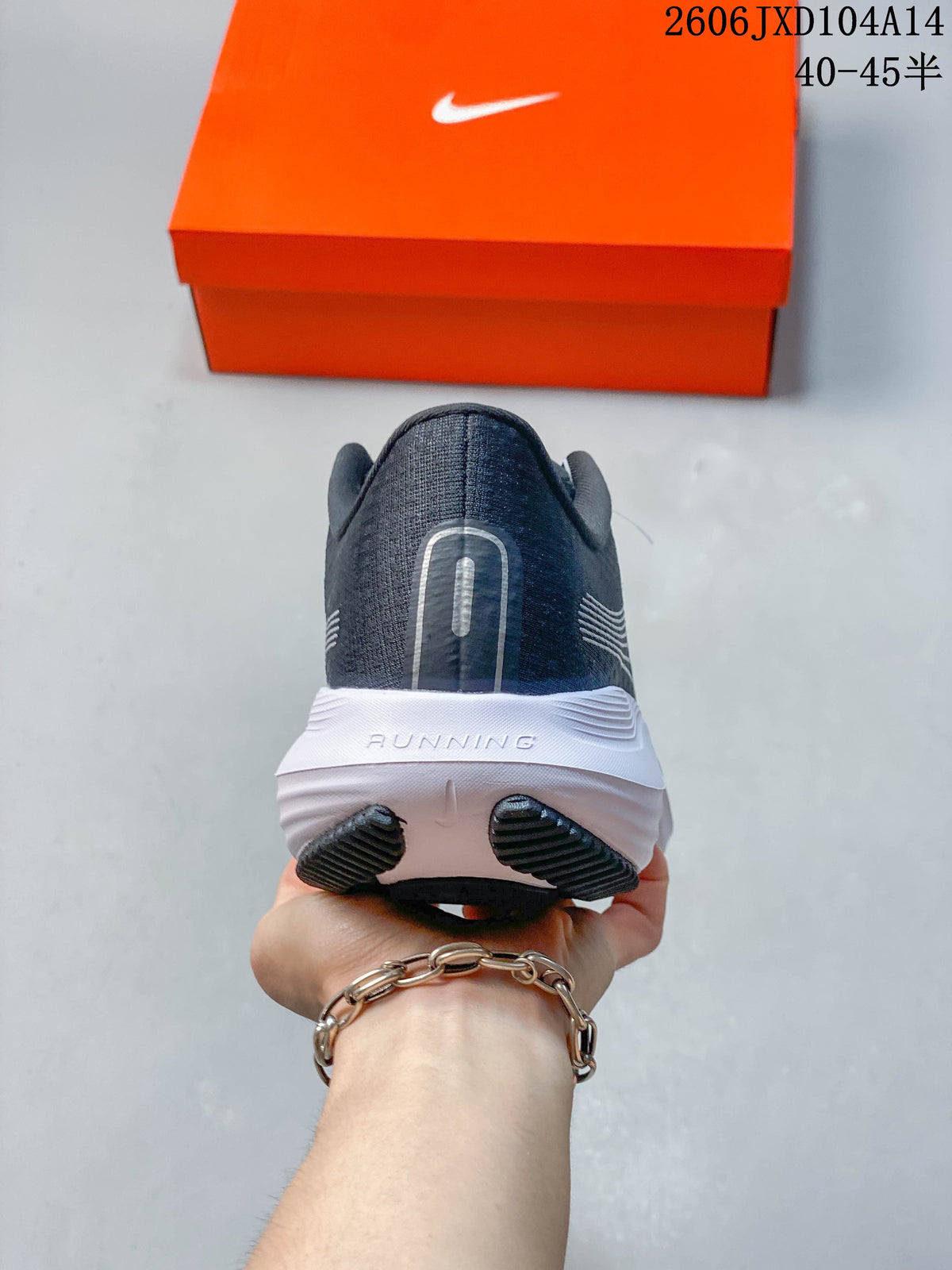 Nike Journey Run 2 Running Shoes in Gray and White