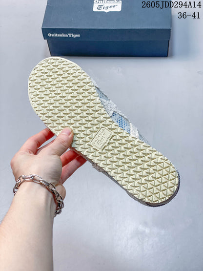 Onitsuka Tiger Mexico 66 Low-Top Sneakers in Cream