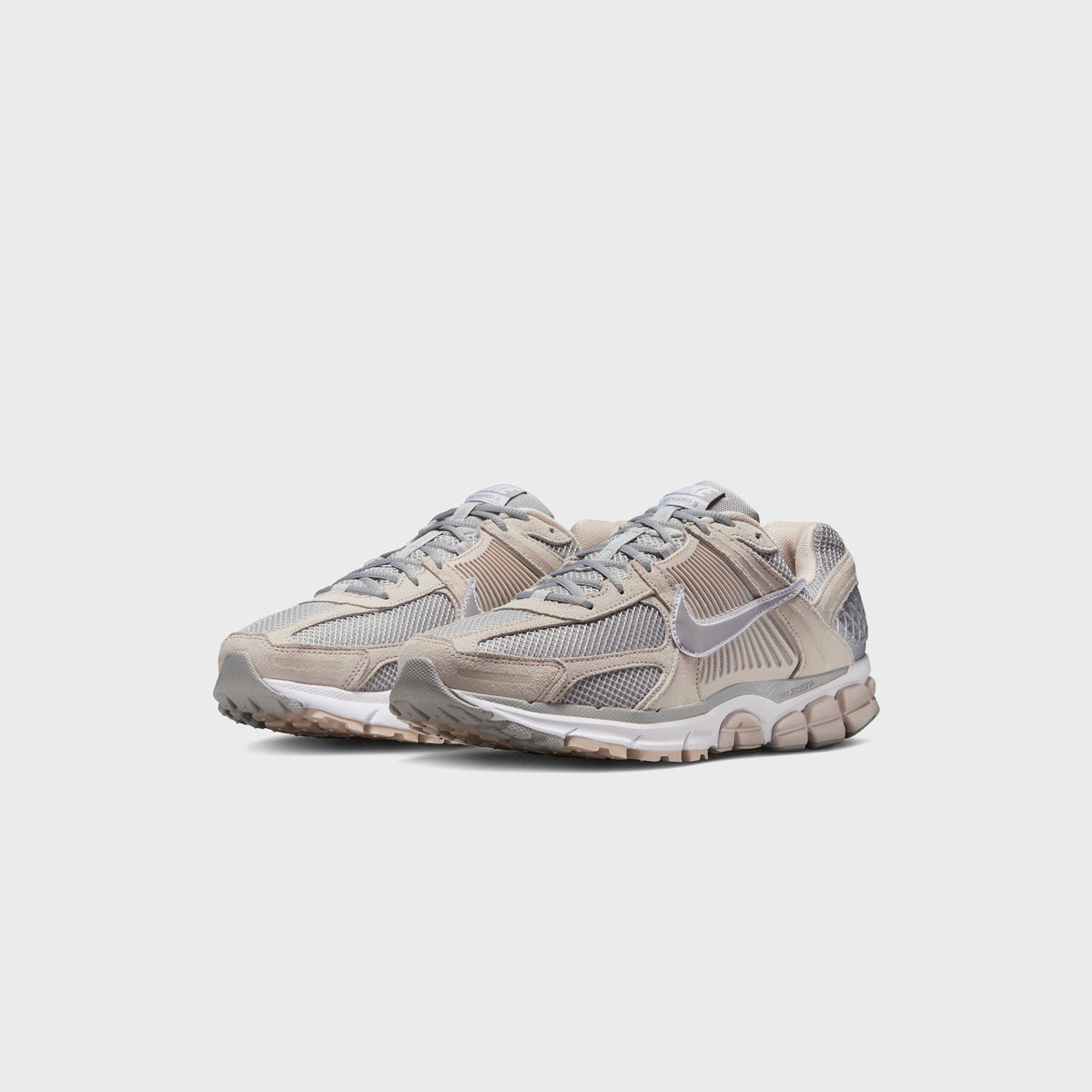 Nike Zoom Vomero 5 - Light Orewood Brown / Light Smoke Grey / White