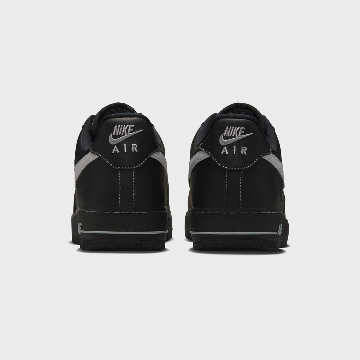 Nike Air Force 1 `07 Lv8 - Black / Wolf Grey