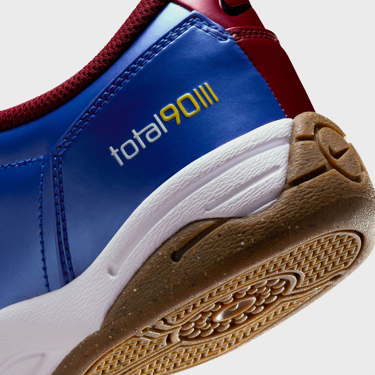 Nike Total 90 III - Hyper Royal / Black / Team Red / Lightening