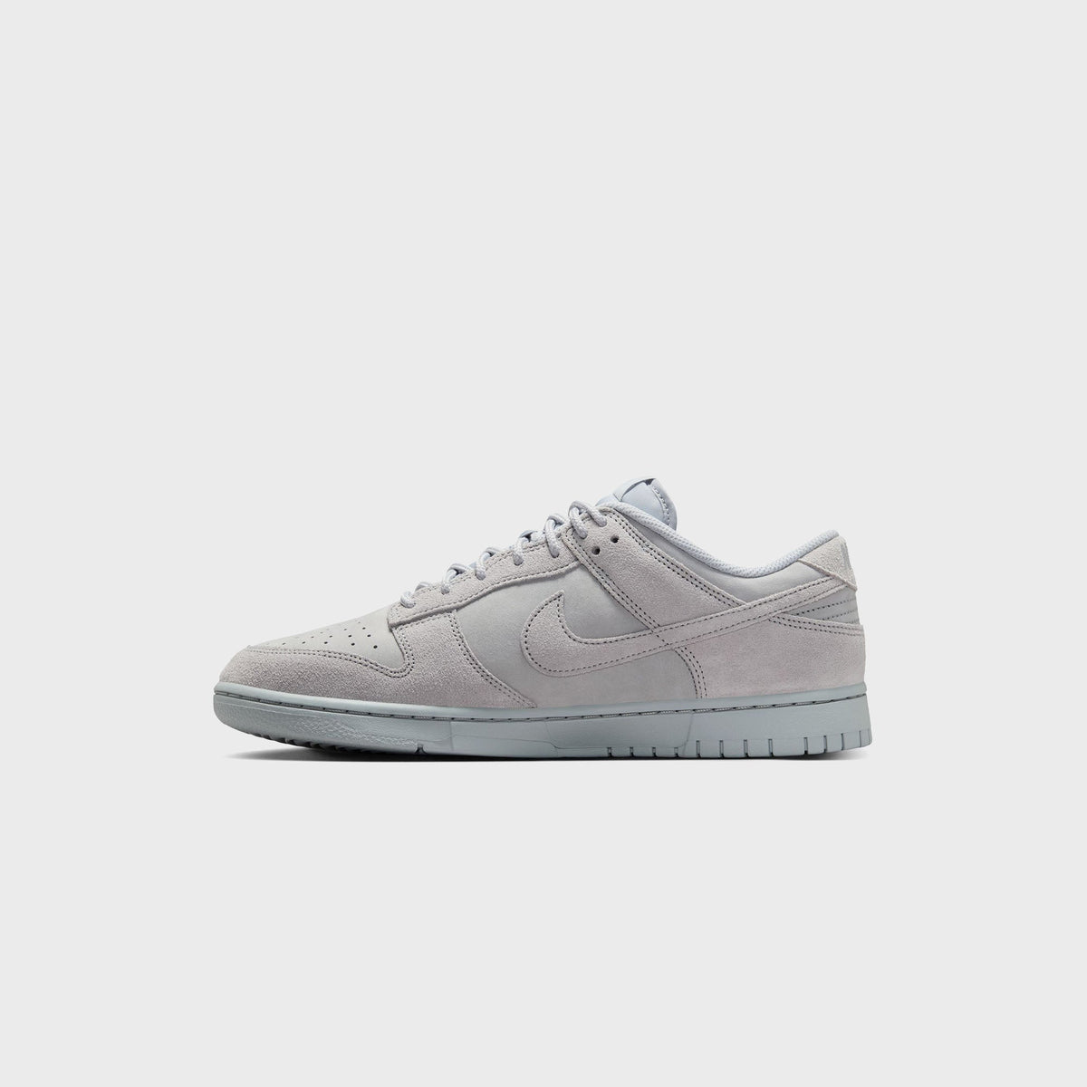 Nike Dunk Low Retro SE - Wolf Grey