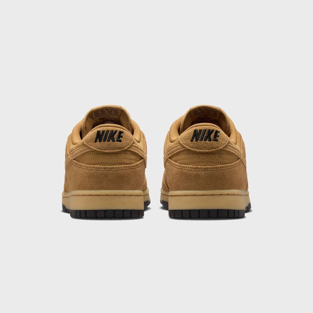 Nike Dunk Low Retro SE - Wheat / Black