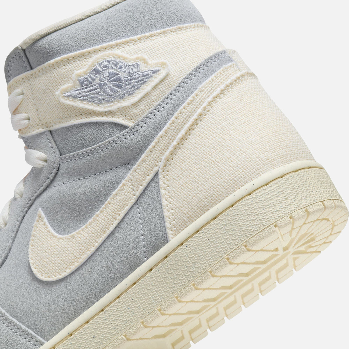 Air Jordan 1 Retro Hi OG Craft Sea Glass/Pale Ivor