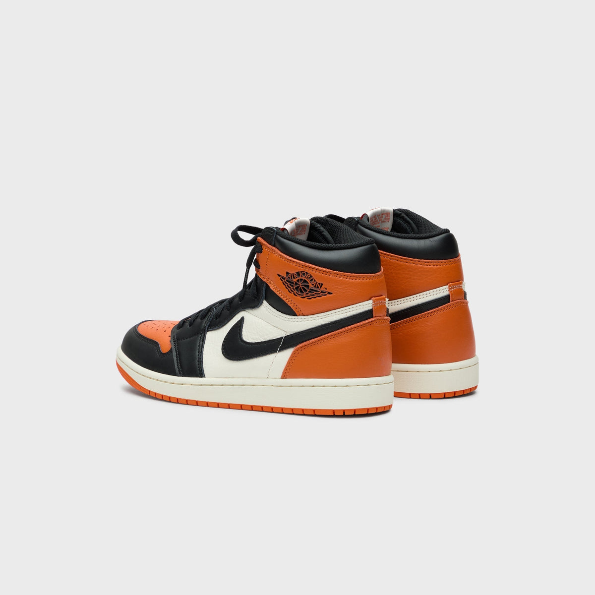 Jordan Air Jordan 1 High OG - Black / Sail / Starfish