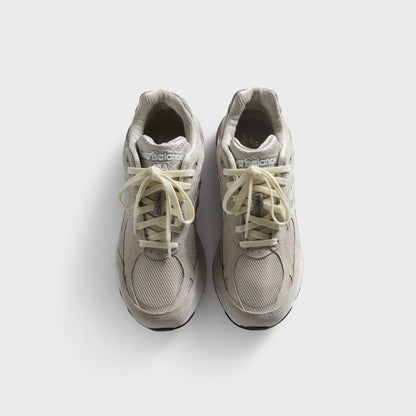 Kith & New Balance Made in USA 990v3 - Hallow