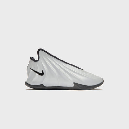 Nike G.T. Future - Metallic Silver / White / Black