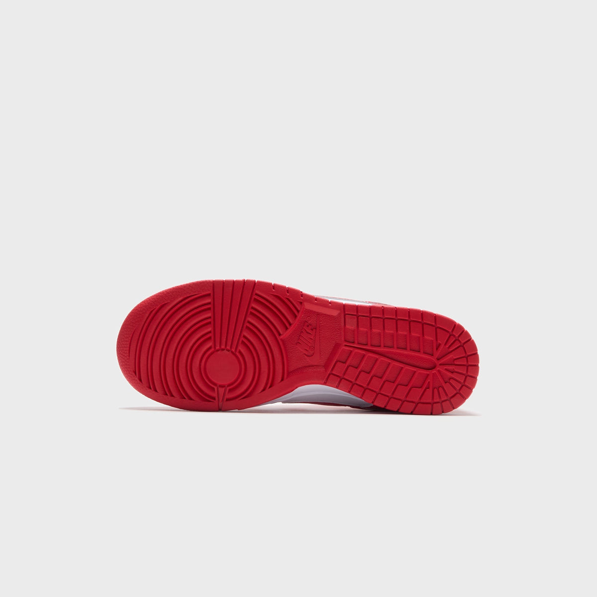 Nike Dunk Low Retro - White / University Red / White
