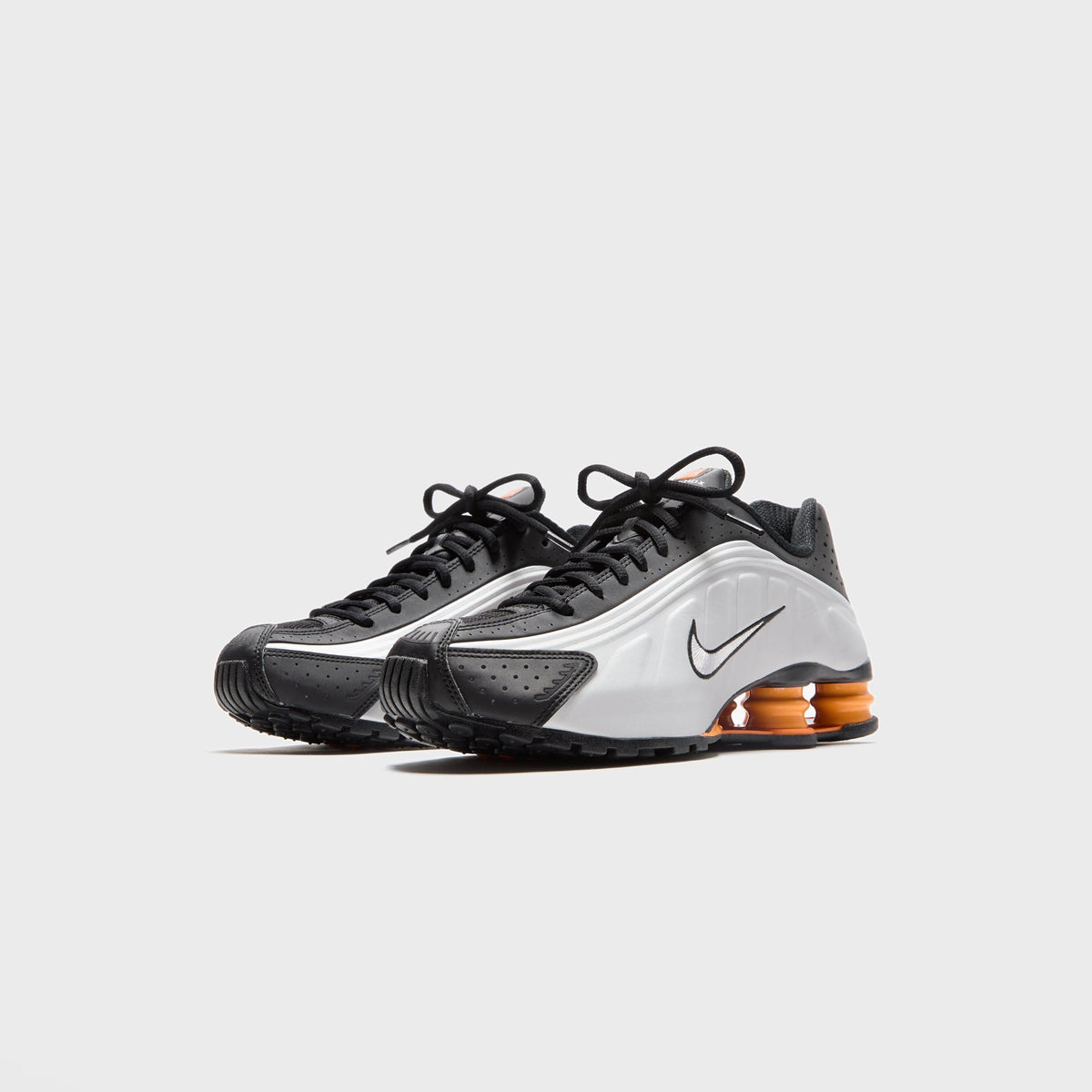 Nike Shox R4 - Black / Vast Grey / Bright Mandarin / Metallic Silver