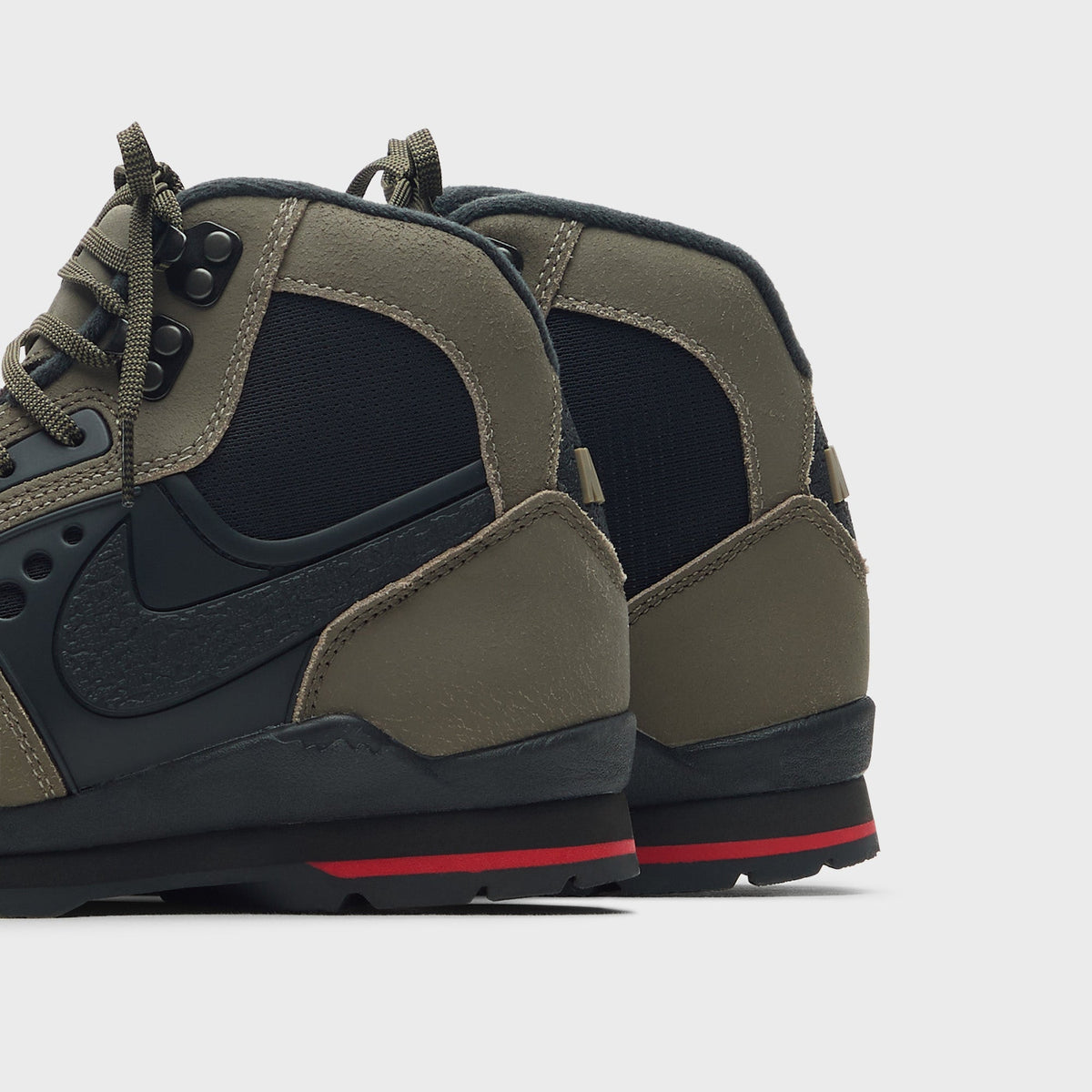 Nike Baltoro QS - Olive Khaki / Black / University Red