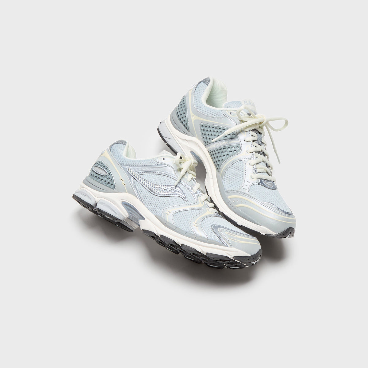 Saucony Progrid Triumph 4 - Light Grey