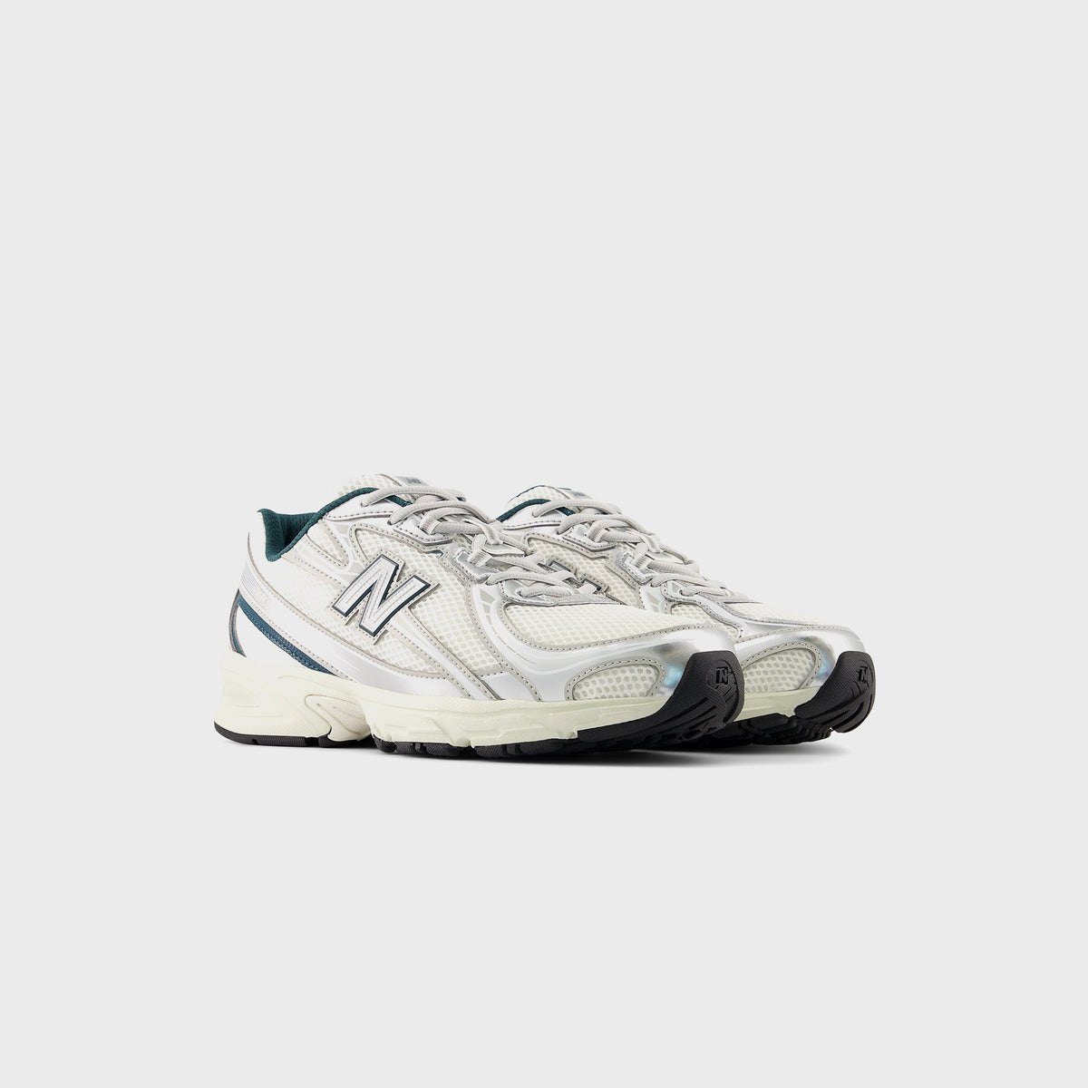 New Balance 740 - Medusa Green / Angora