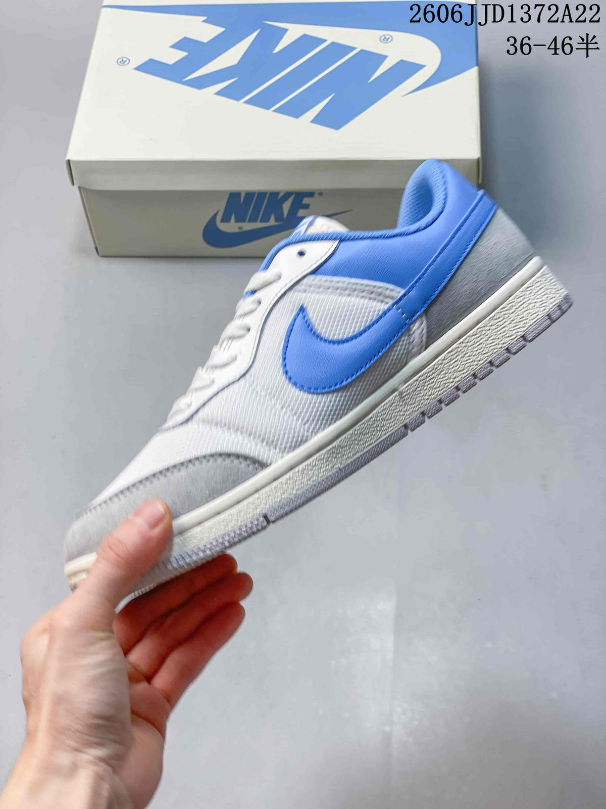 Jordan Air Jordan Skyline Low-Top Sneakers in White, Blue and Gray