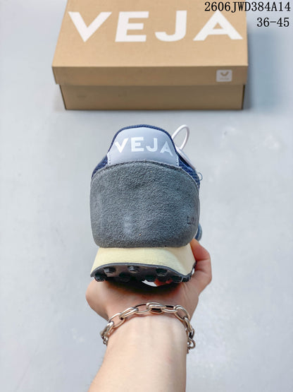Veja Esplar Sneakers in Navy and Grey