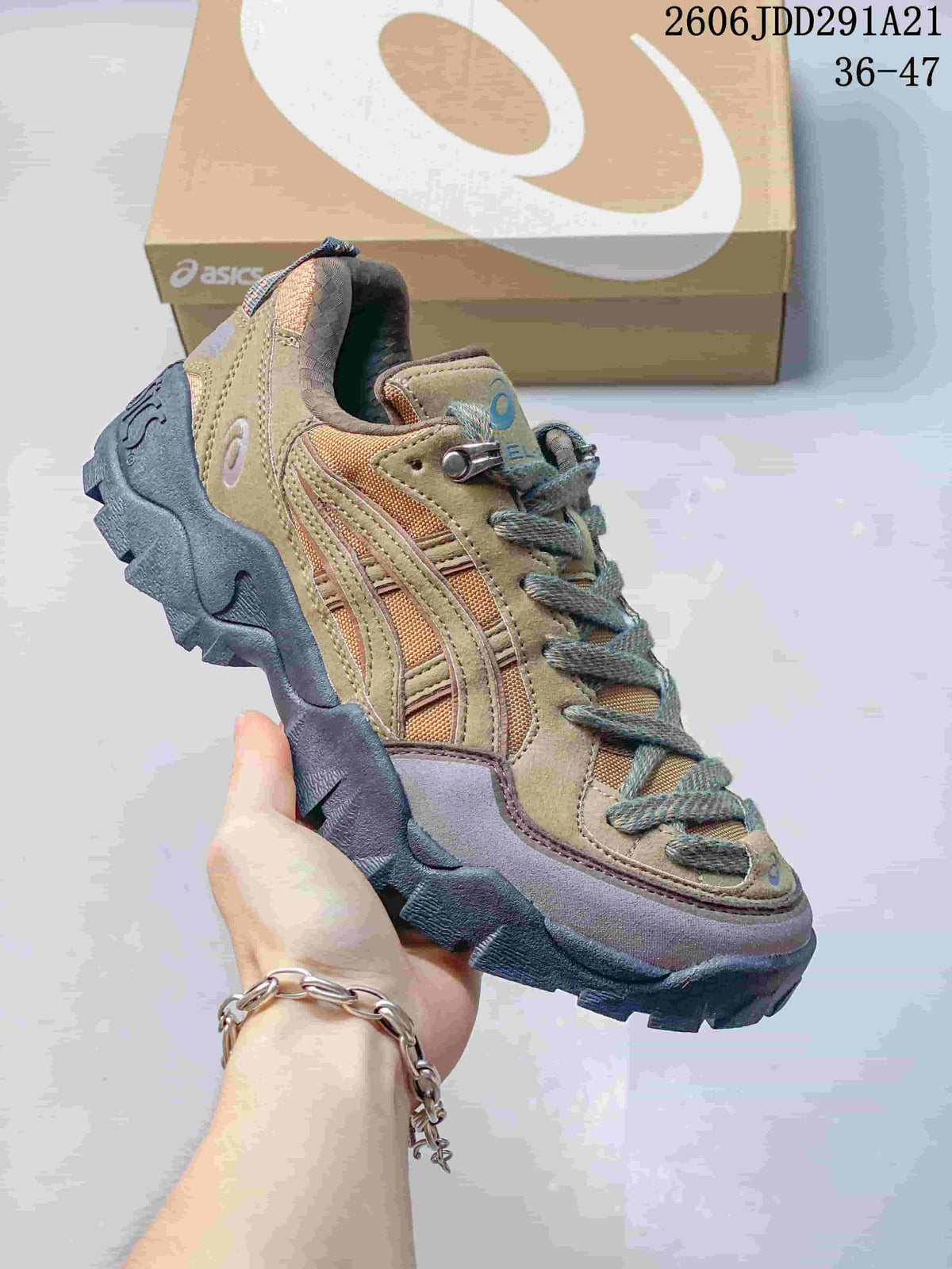 ASICS GEL-PICKAX Trail Sneakers in Olive and Rust