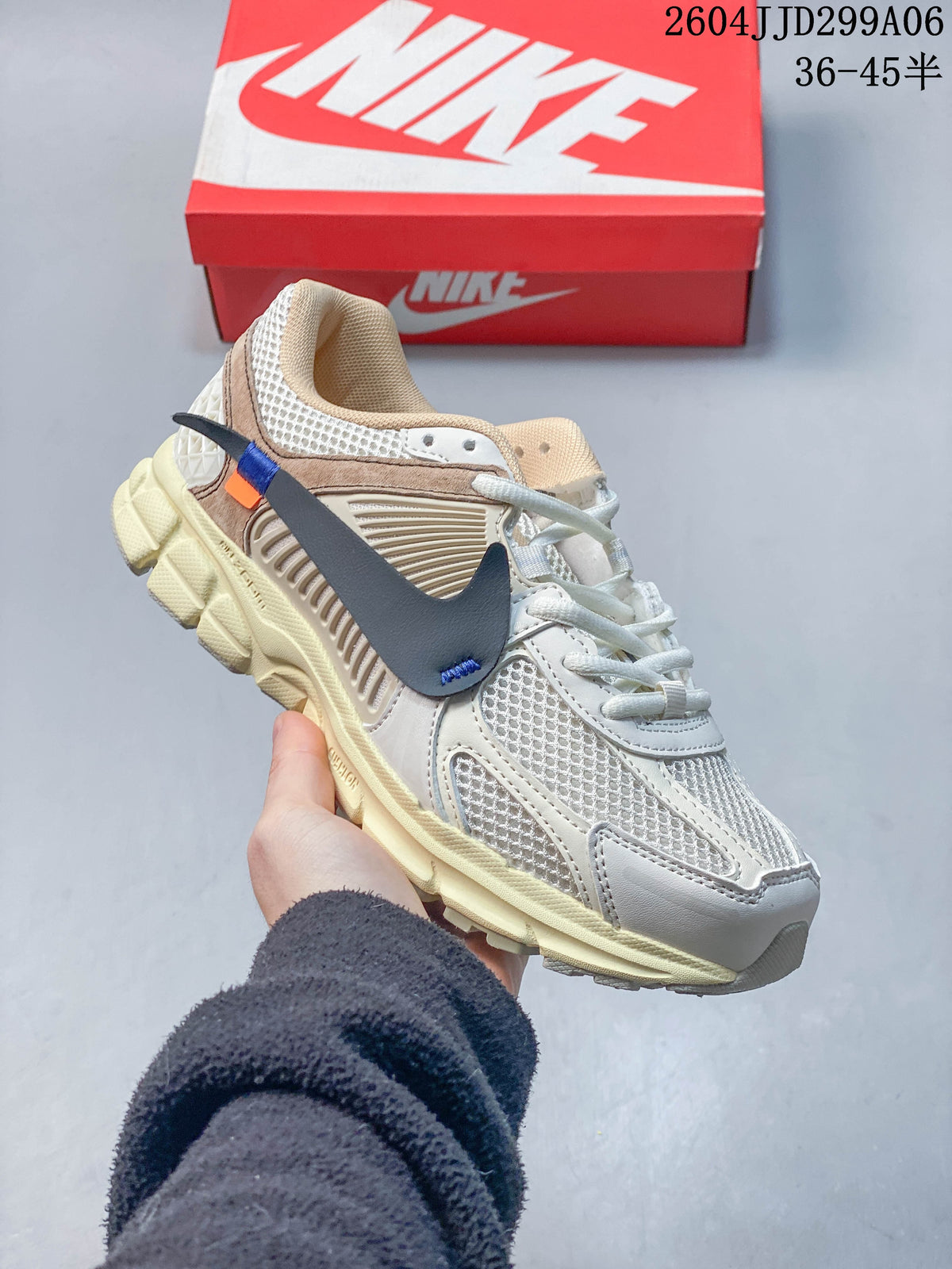 Nike Zoom Vomero 5 Sneakers FJ4151-004
