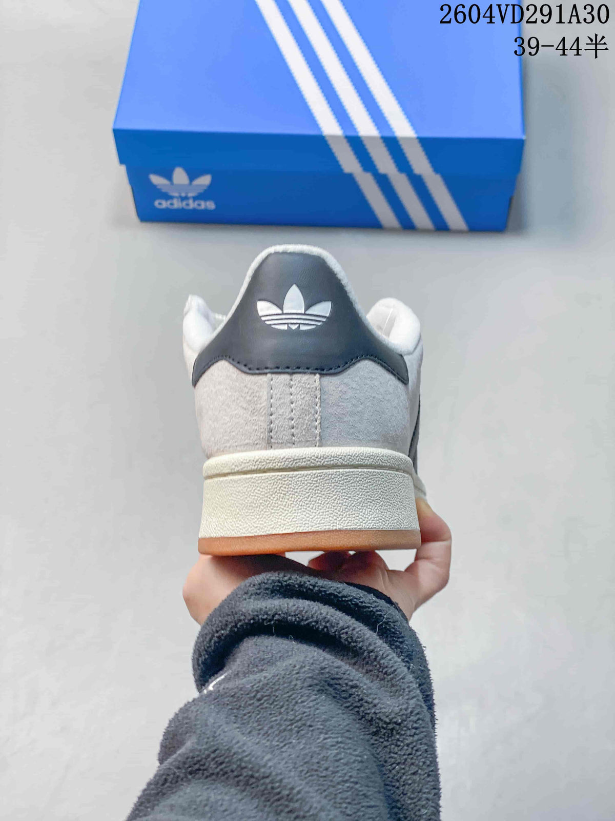 Adidas Campus 00s Low-Top Sneakers ID7028