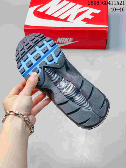 Nike Air Max 95 Sneakers in Charcoal and Blue