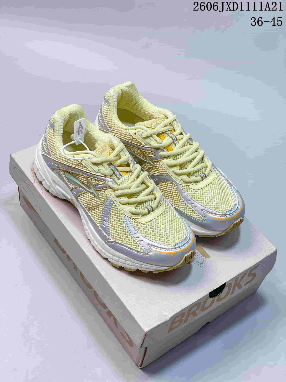 Brooks Adrenaline GTS 10 Running Sneakers – Yellow and Silver