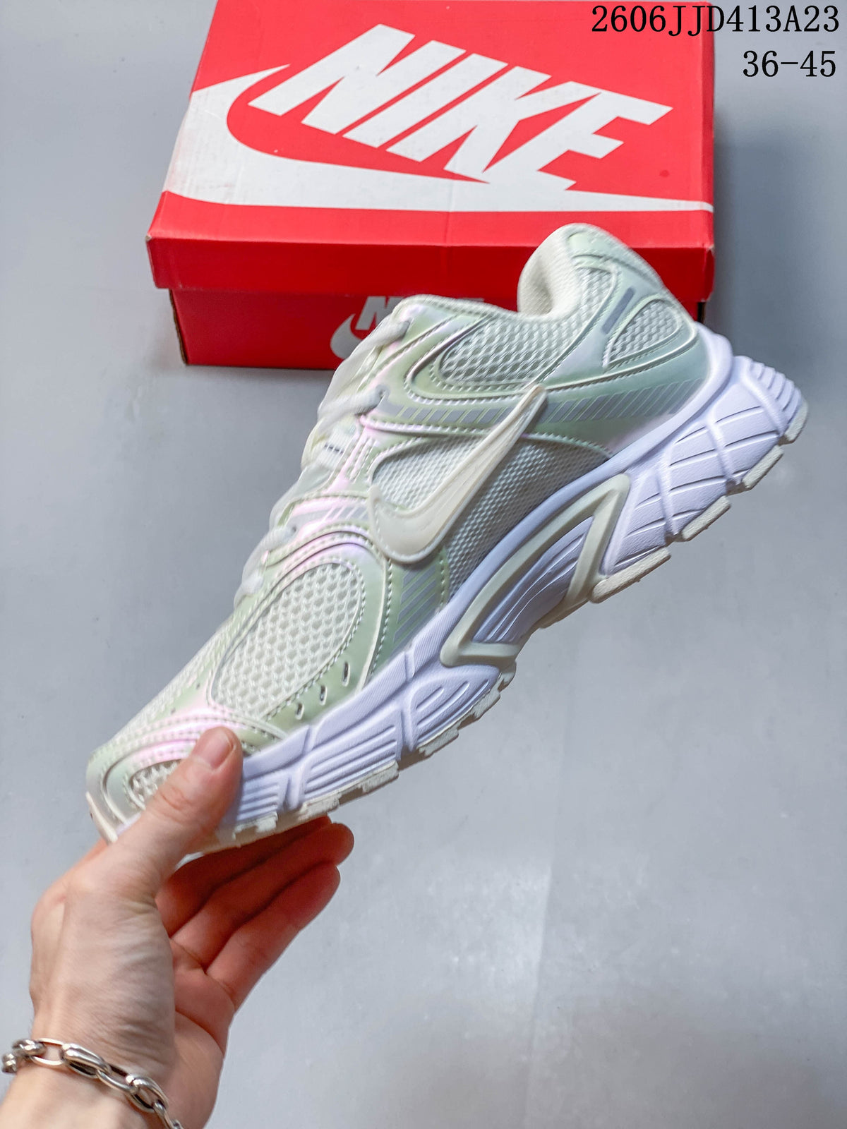 Nike Air Zoom Winflo 12 Running Shoes, White