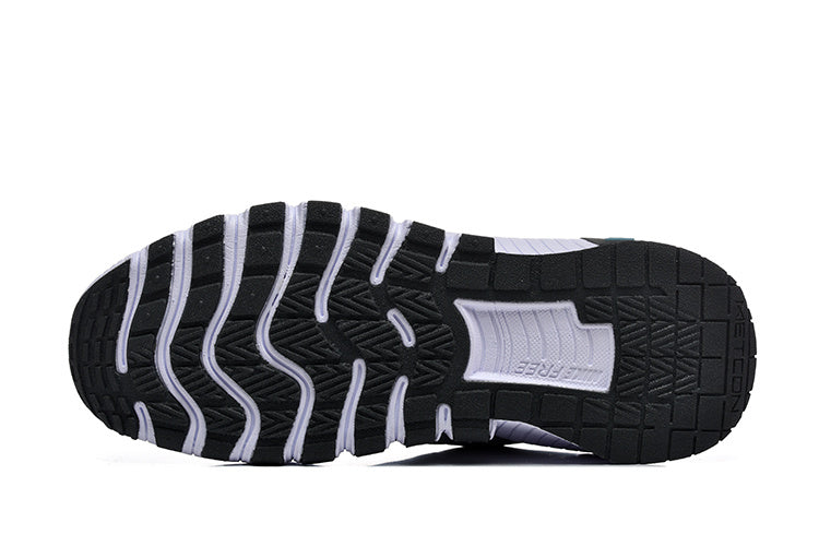 Nike Free TR 9 Training Shoes in Grey and Lavender