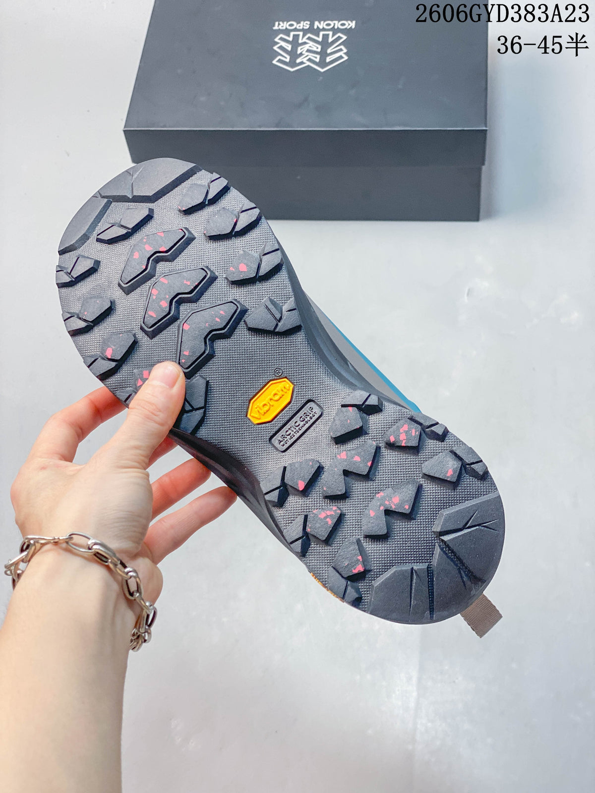 Kolon Sport MA Approach Venti Mega Low-Top Hiking Shoes